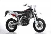 2011 Husqvarna SM125S photo